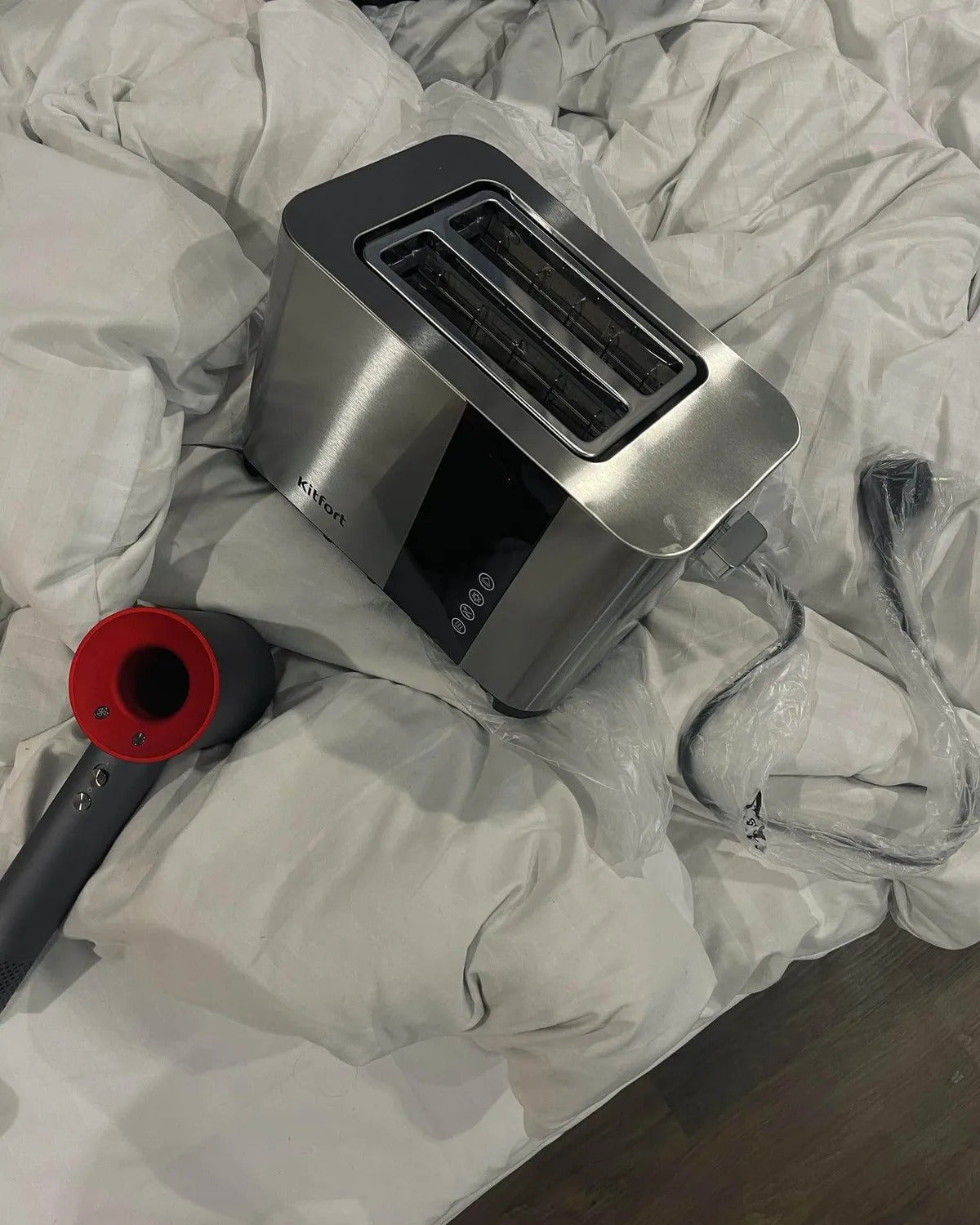 Kitfort Тостер KT-2047 (KT-2047) 850 Вт тостов - 2, серый металлик